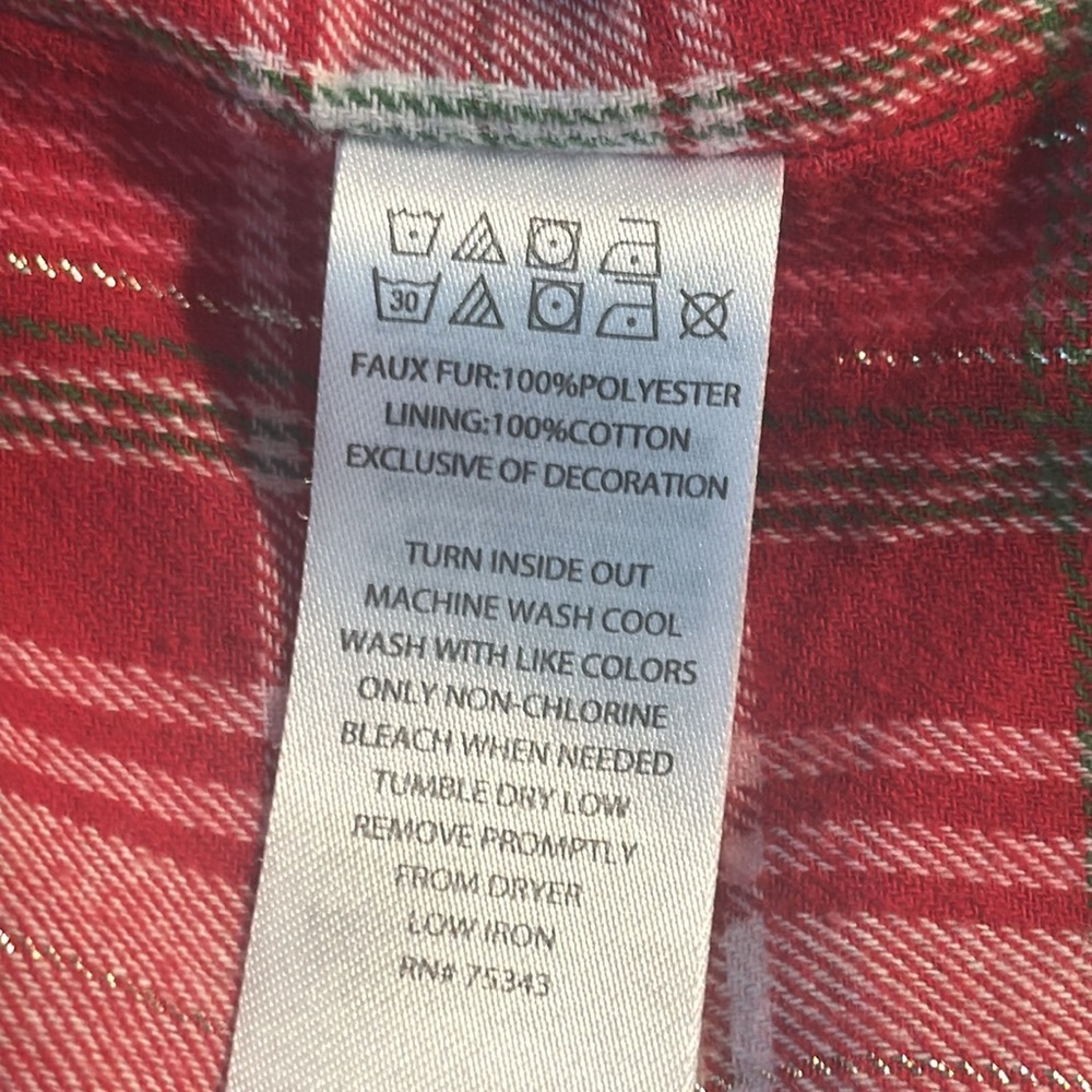 Max Studio, Faux Fur White Vest, Plaid Inside, Girl’s Small (5/6) EUC - Picture 6 of 6